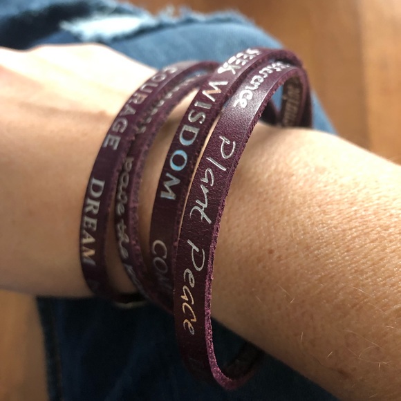 Good Works Jewelry - Good Works Leather Inspirational Bracelet